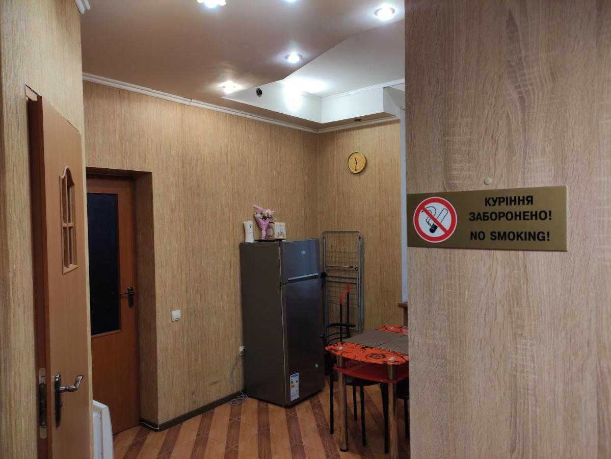 Квартира Біля Залізничного Вокзалу إلفيف المظهر الخارجي الصورة